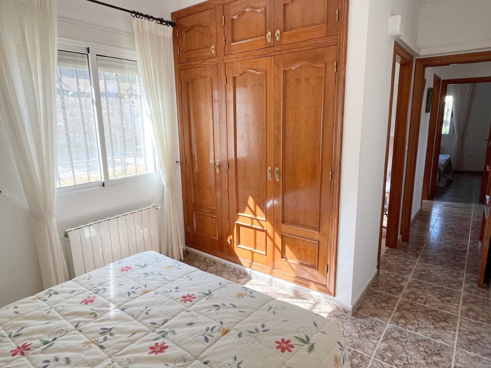 Chalet de 2 dormitorios con bonitas vistas en Rafol de Almunia 