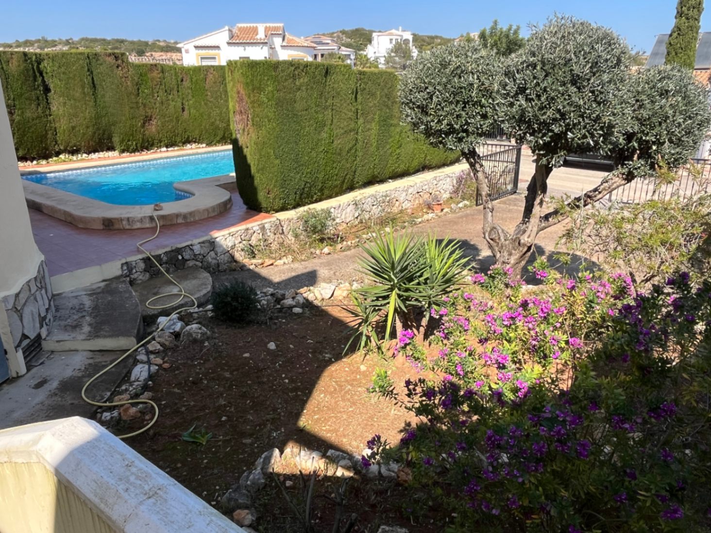 Chalet de 2 dormitorios con bonitas vistas en Rafol de Almunia 