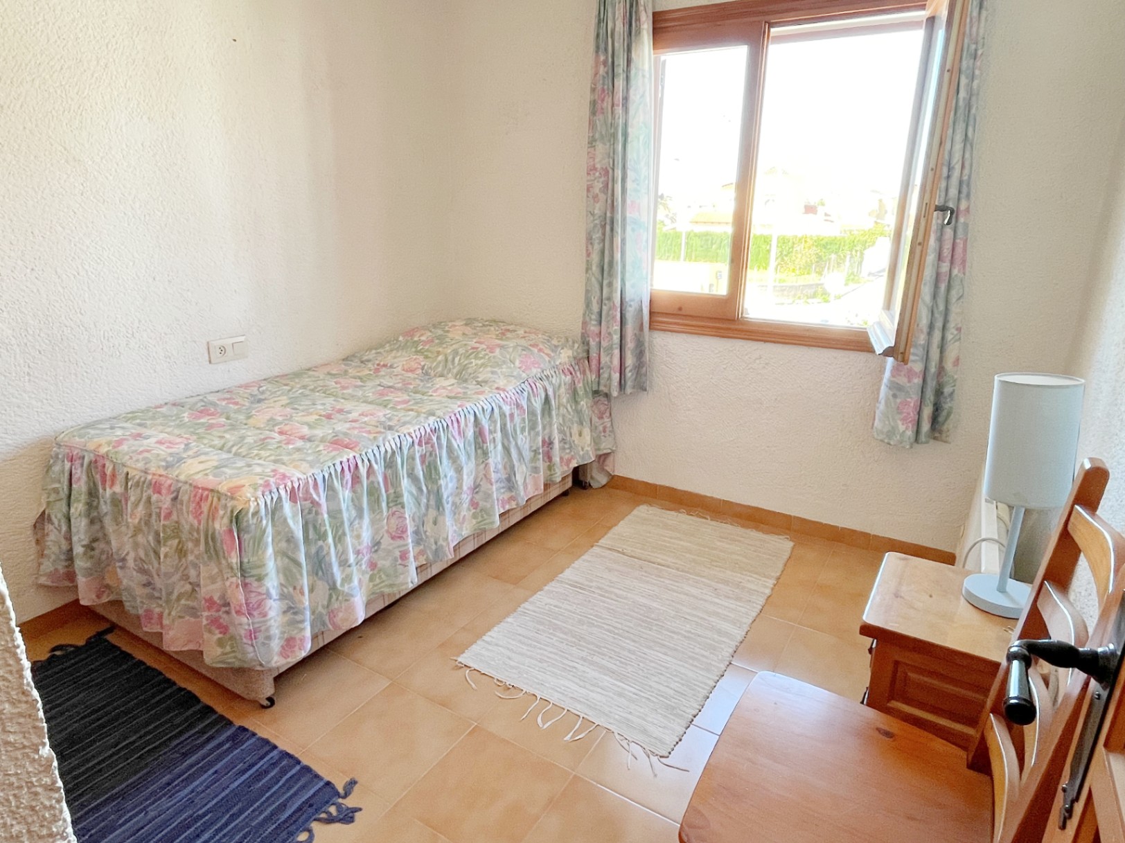 2-bedroom townhouse in Els Poblets, Denia with community pool.