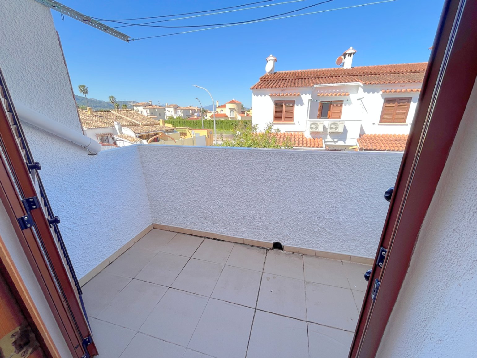 2-bedroom townhouse in Els Poblets, Denia with community pool.