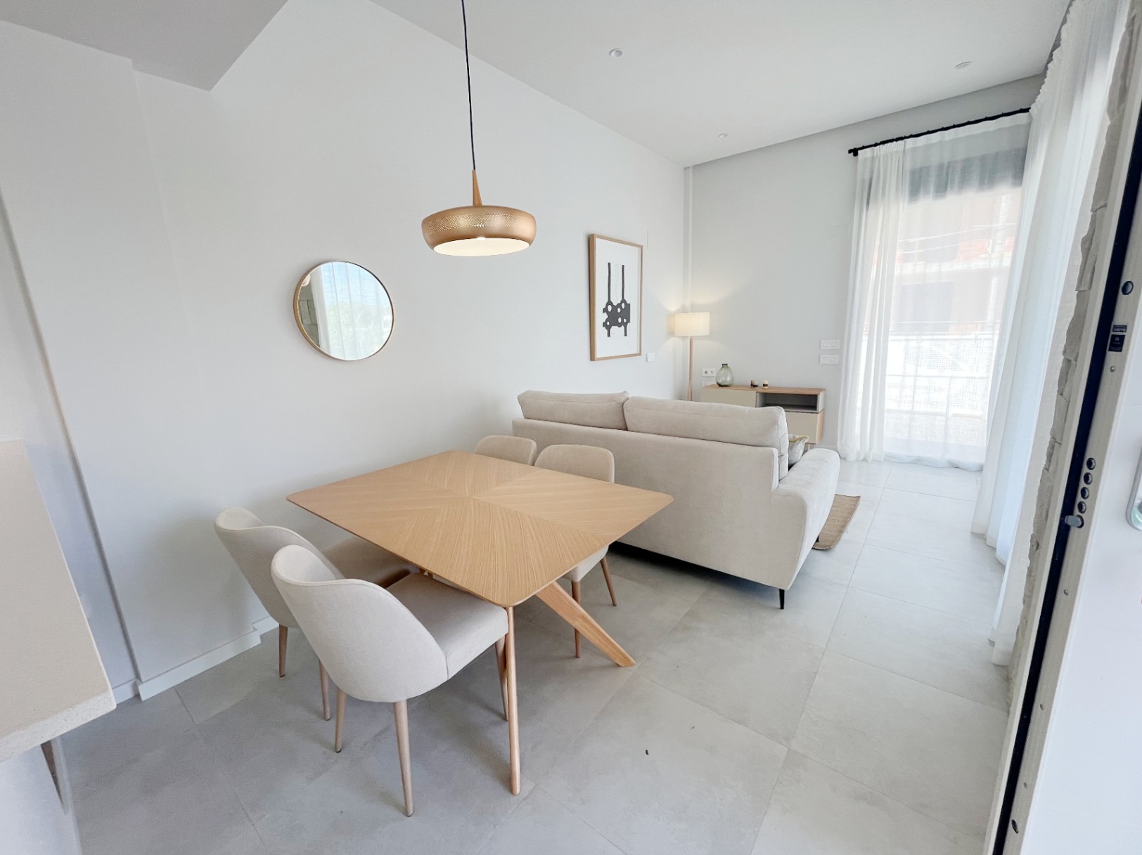Semi-detached townhouses with private plot in Els Poblets