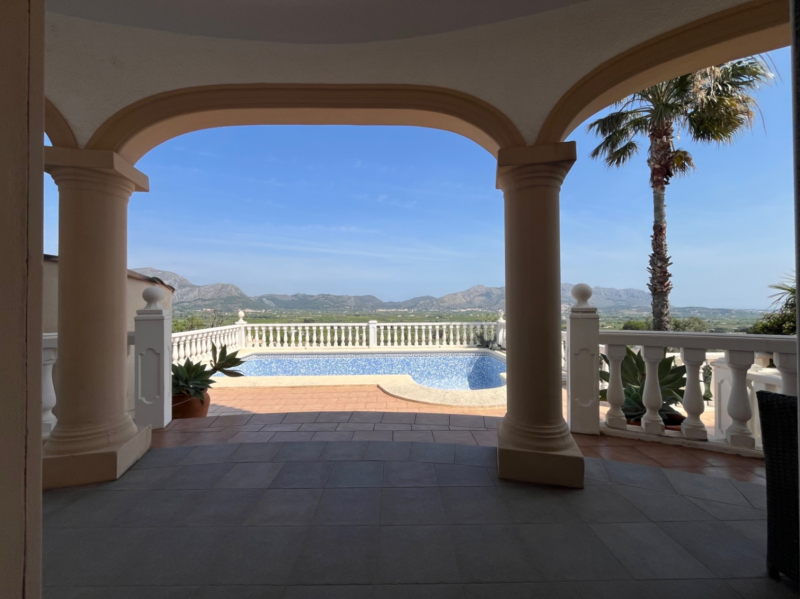 Chalet independiente con apartamento separado en Orba