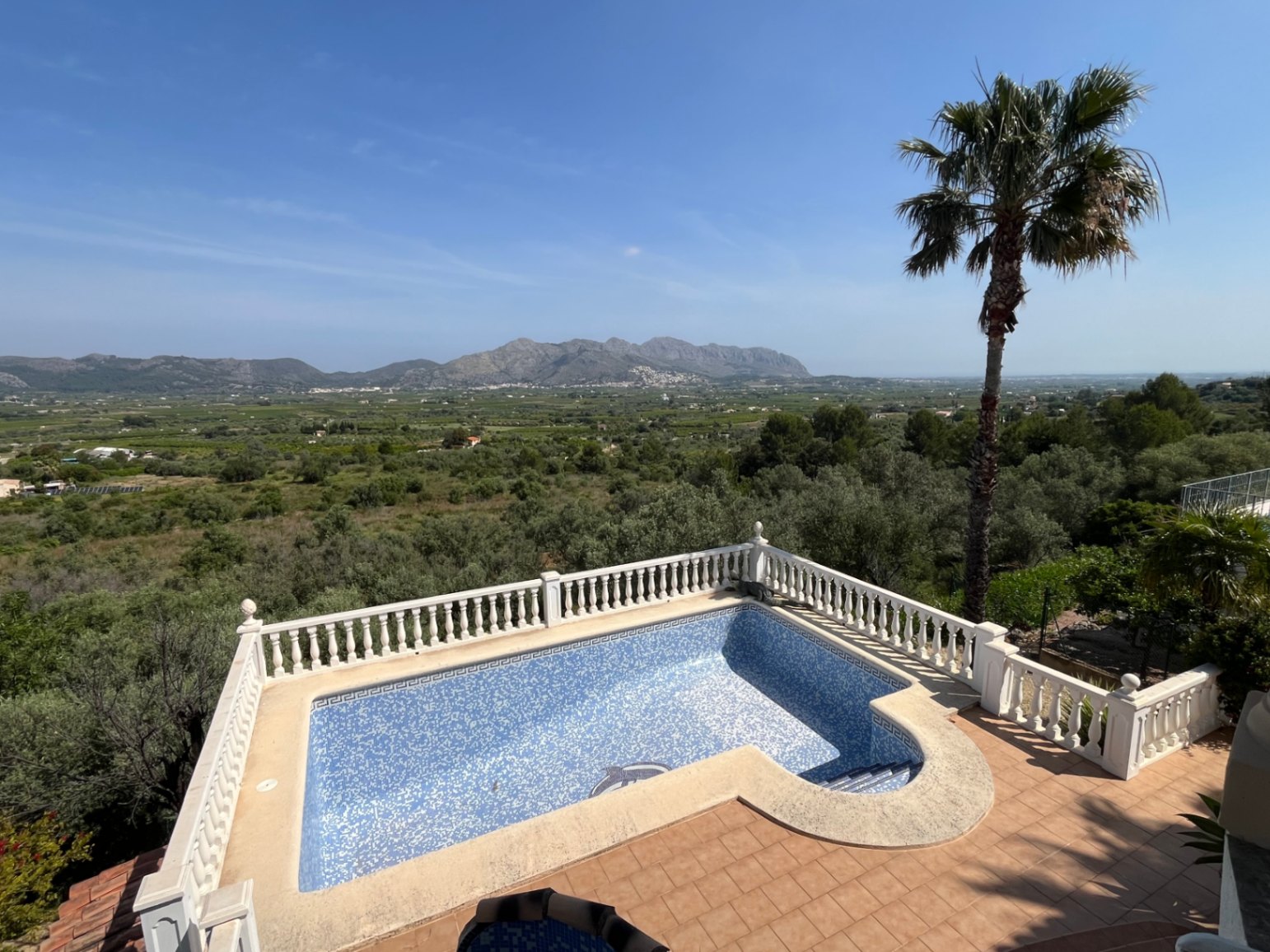 Chalet independiente con apartamento separado en Orba