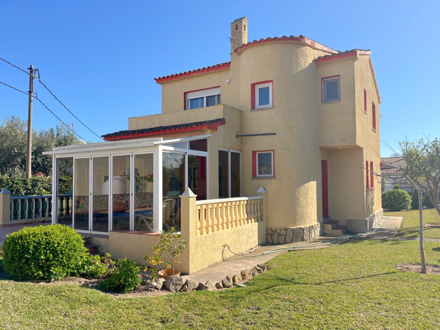 Chalet con Piscina en Las Marinas de Denia a 100mts de la playa 