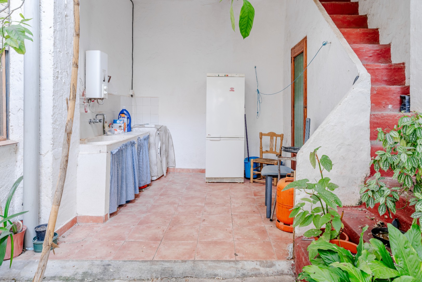 Casa de pueblo 2 viviendas separadas y  garaje