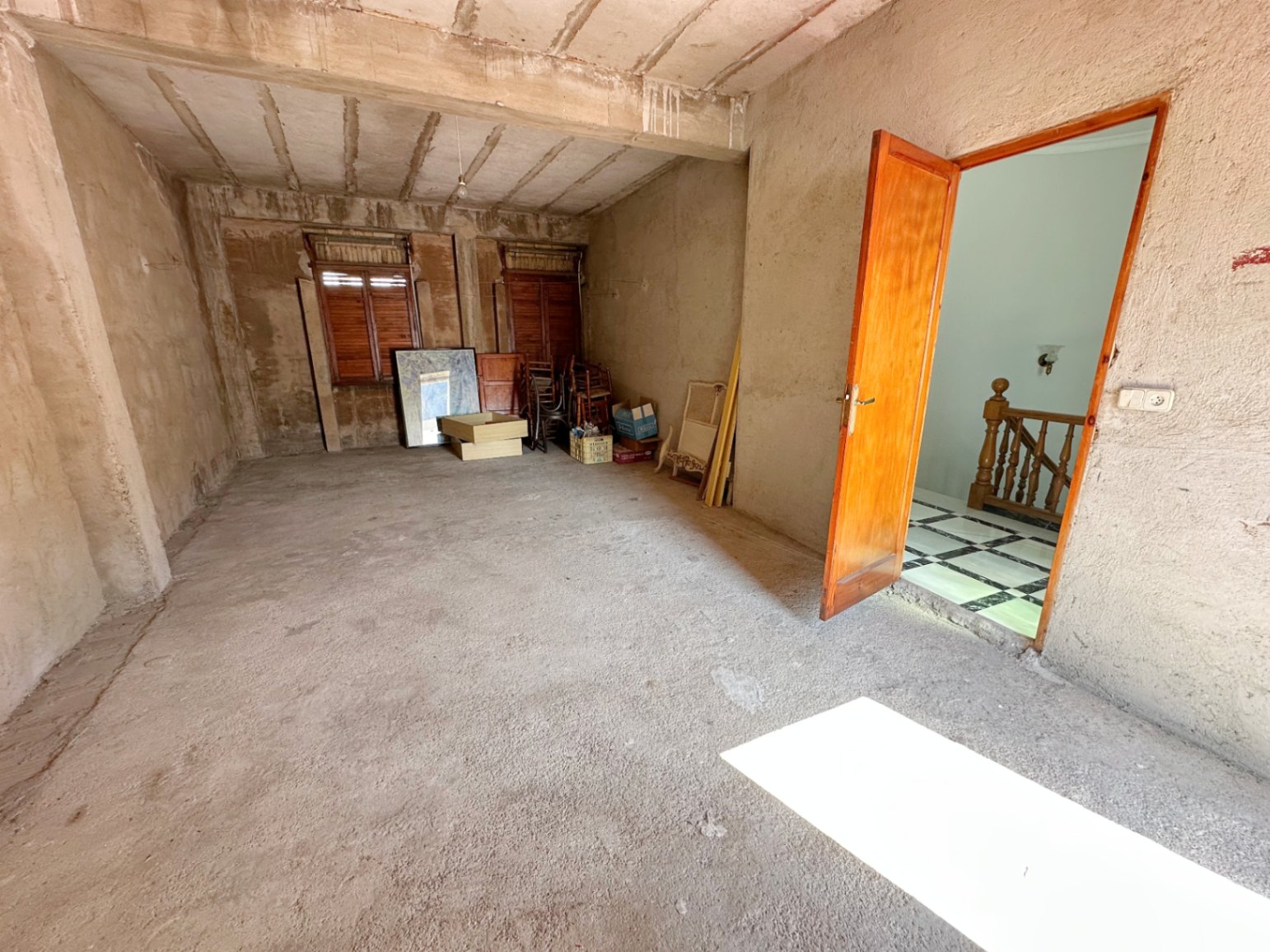 Casa de pueblo en El Verger con 4 habitaciones, patio y garaje