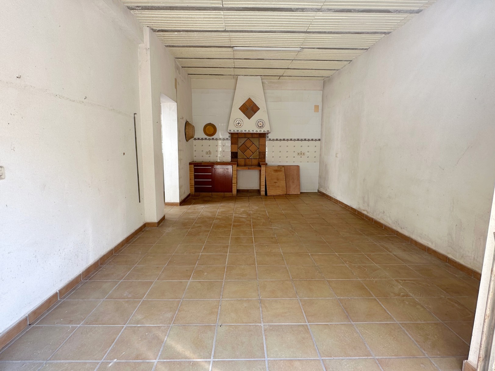 Casa de pueblo en El Verger con 4 habitaciones, patio y garaje