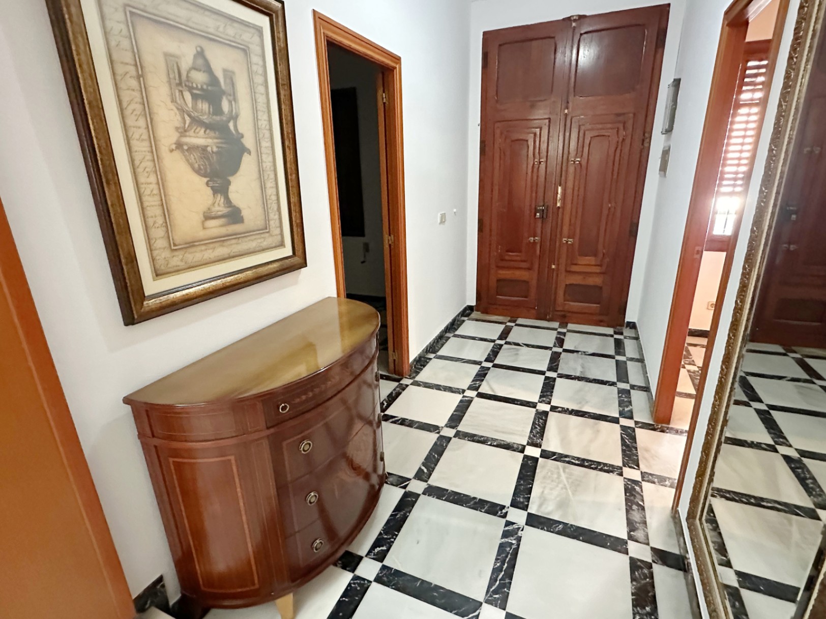 Casa de pueblo en El Verger con 4 habitaciones, patio y garaje
