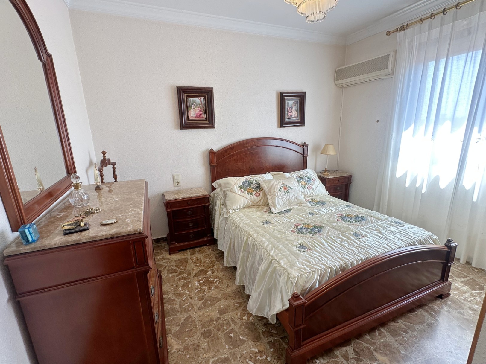 Casa de Pueblo de 7 habitaciones en Els Poblets 