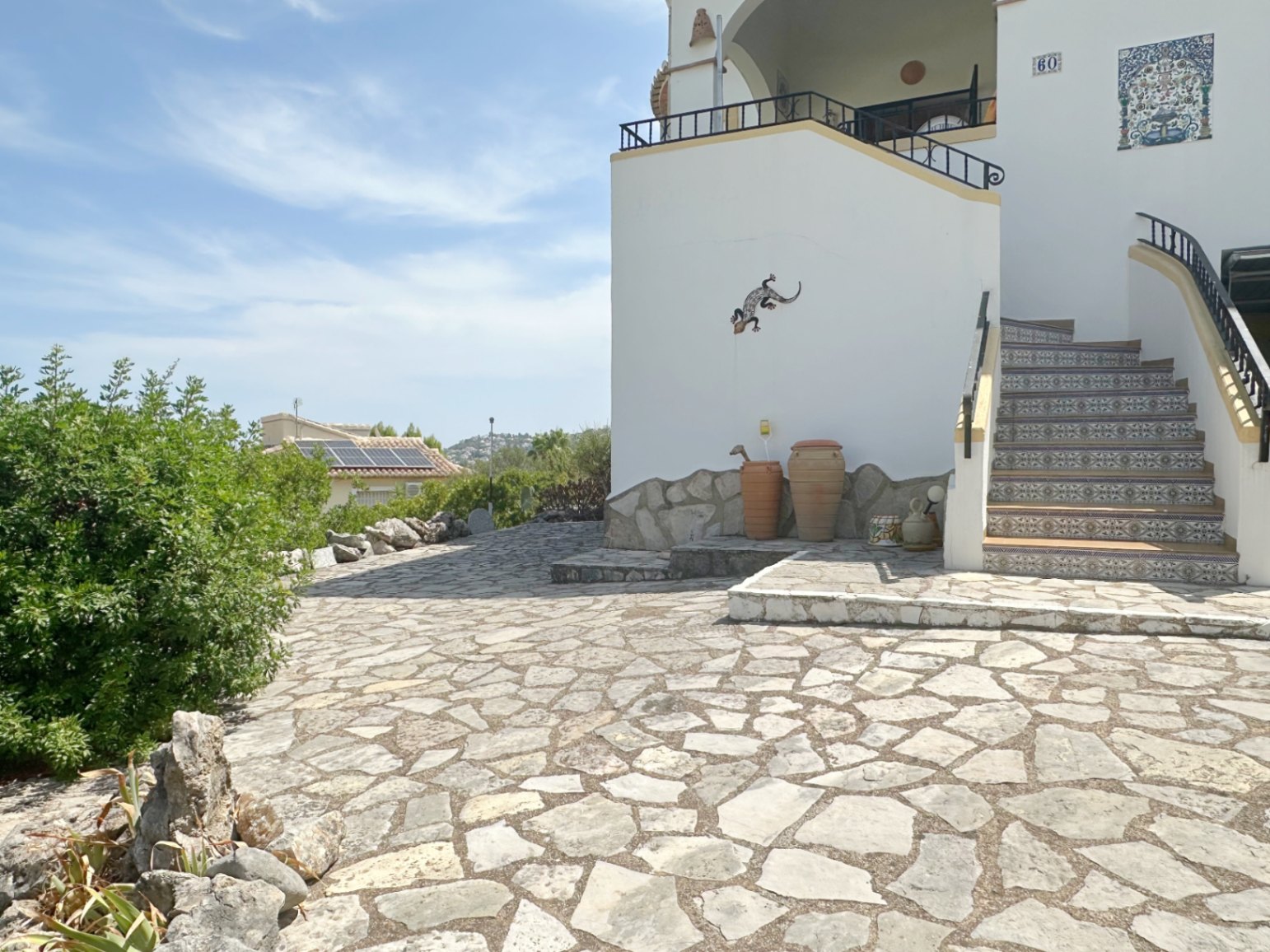 Chalet en Ráfol de Almunia con 3 dormitorios 