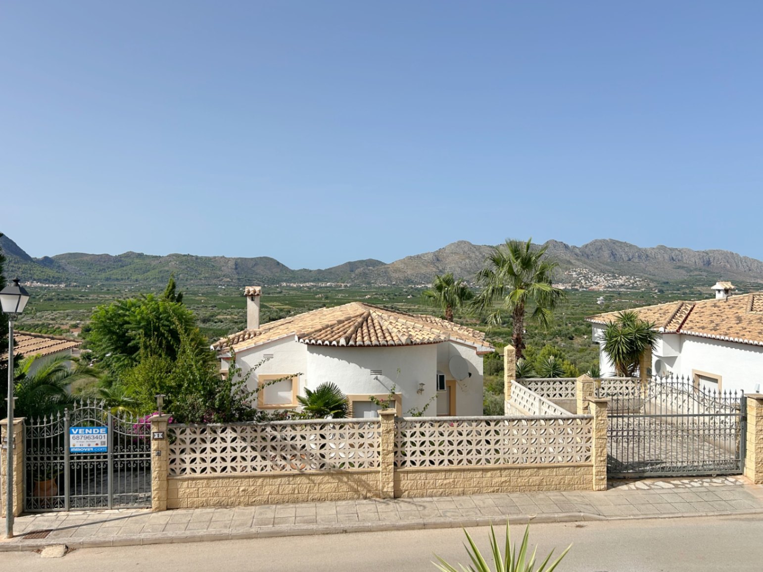 Chalet independiente con apartamento separado en Orba