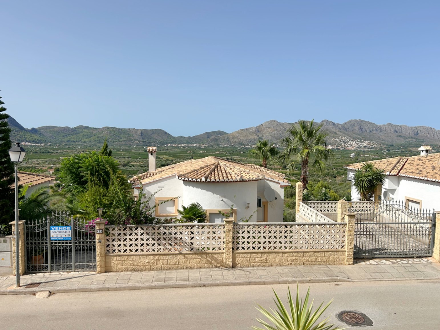 Chalet independiente con apartamento separado en Orba