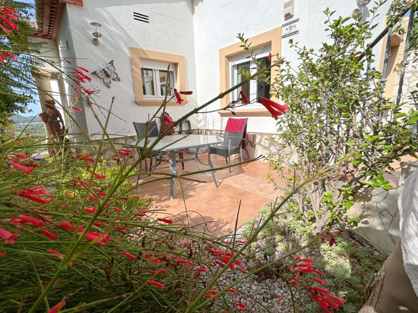 Chalet independiente con apartamento separado en Orba