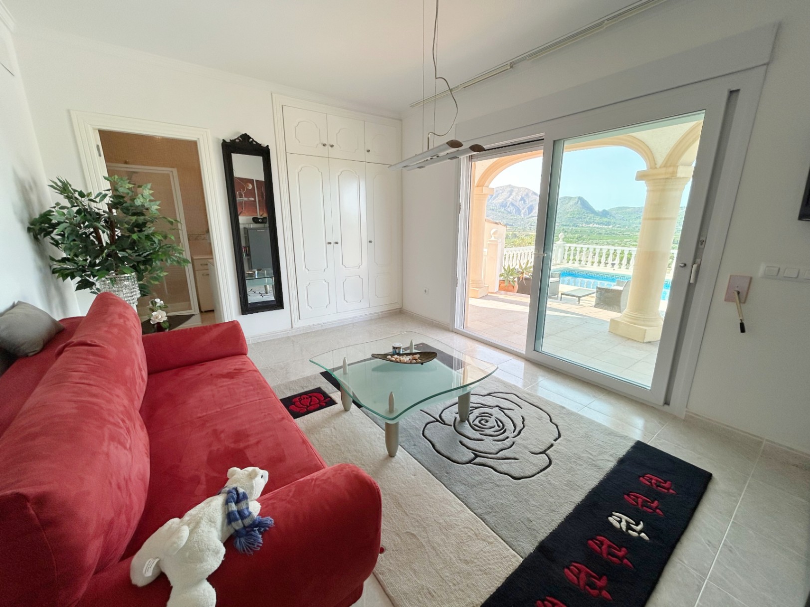 Chalet independiente con apartamento separado en Orba