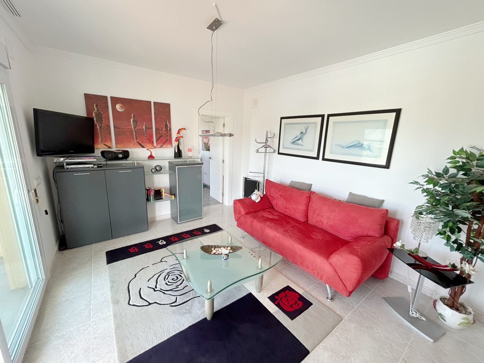 Chalet independiente con apartamento separado en Orba