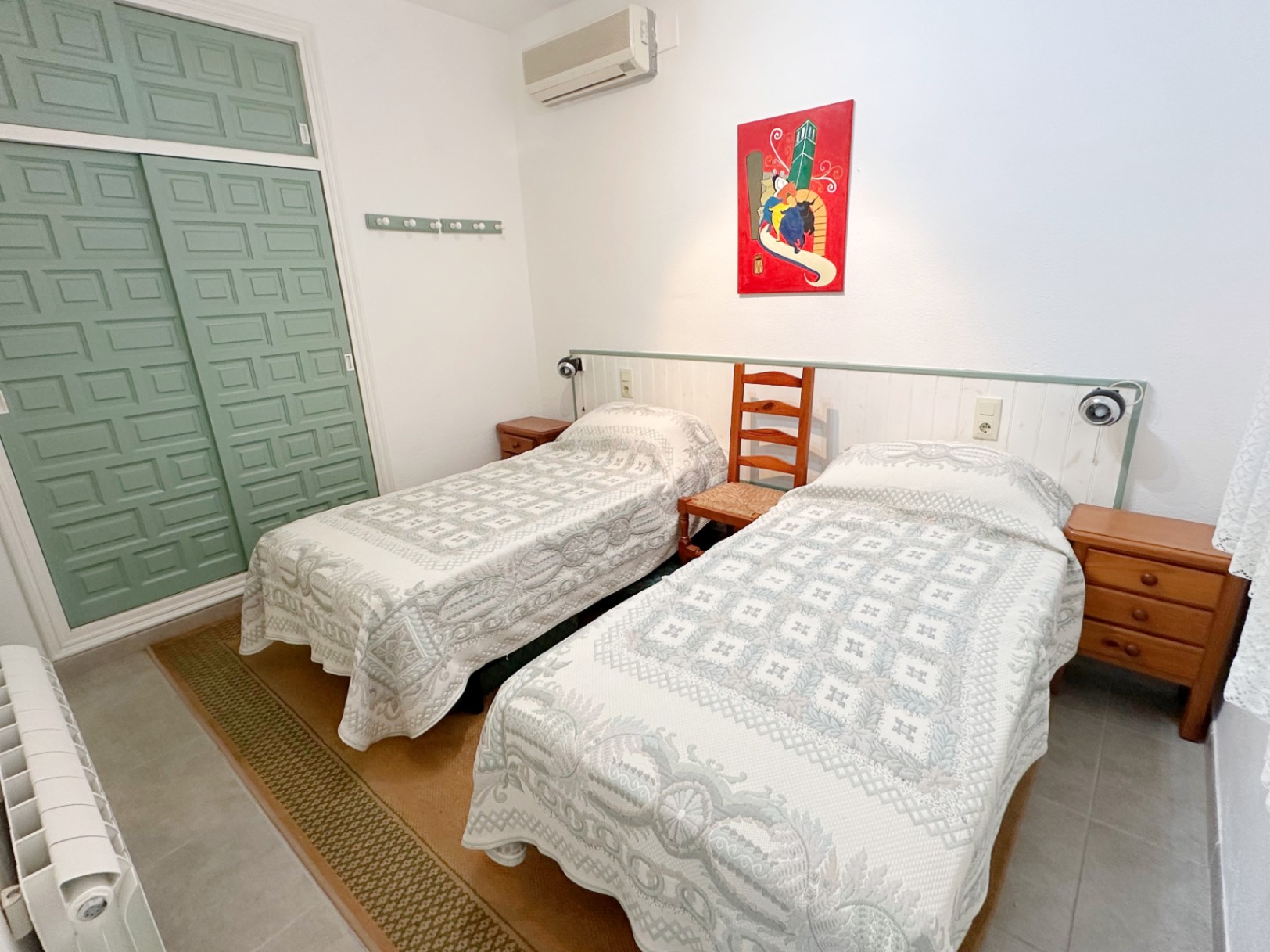 Detached chalet with 4 bedrooms in Els Poblets