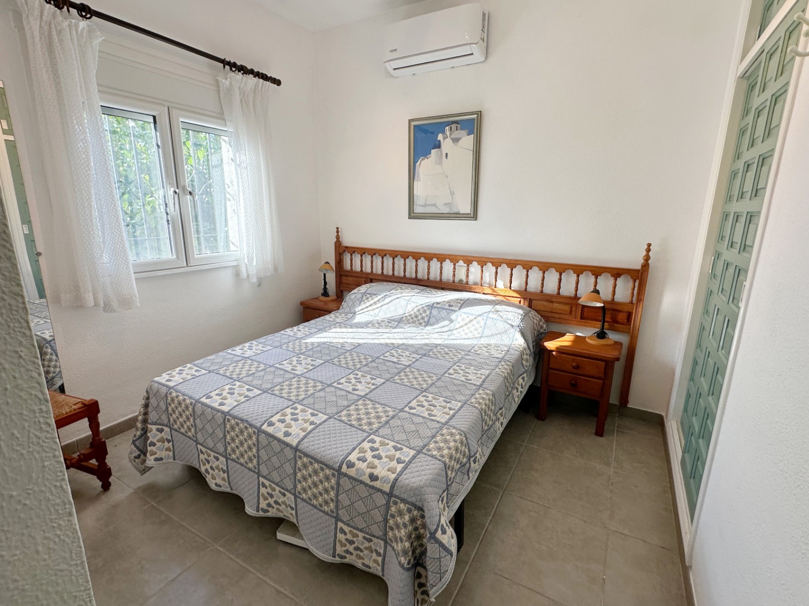 Detached chalet with 4 bedrooms in Els Poblets