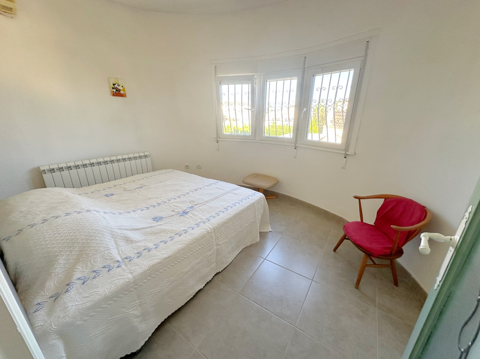 Detached chalet with 4 bedrooms in Els Poblets