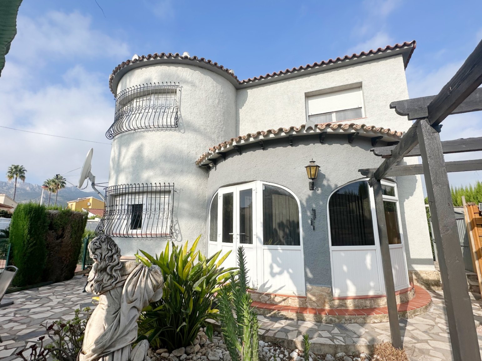 Detached chalet with 4 bedrooms in Els Poblets