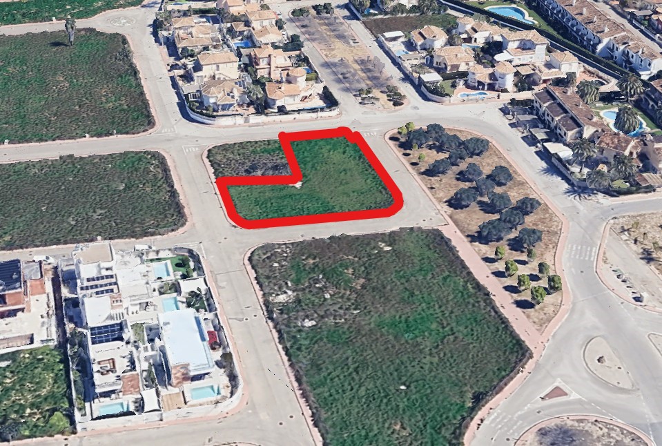 Parcela urbana de 1.000 m² en Els Poblets – Posibilidad de 3 viviendas