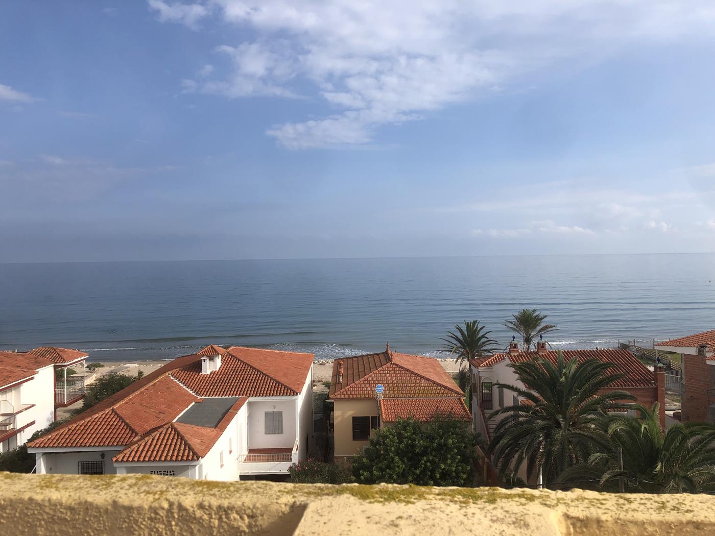 Apartamento con vistas al mar en Denia playa primera linea